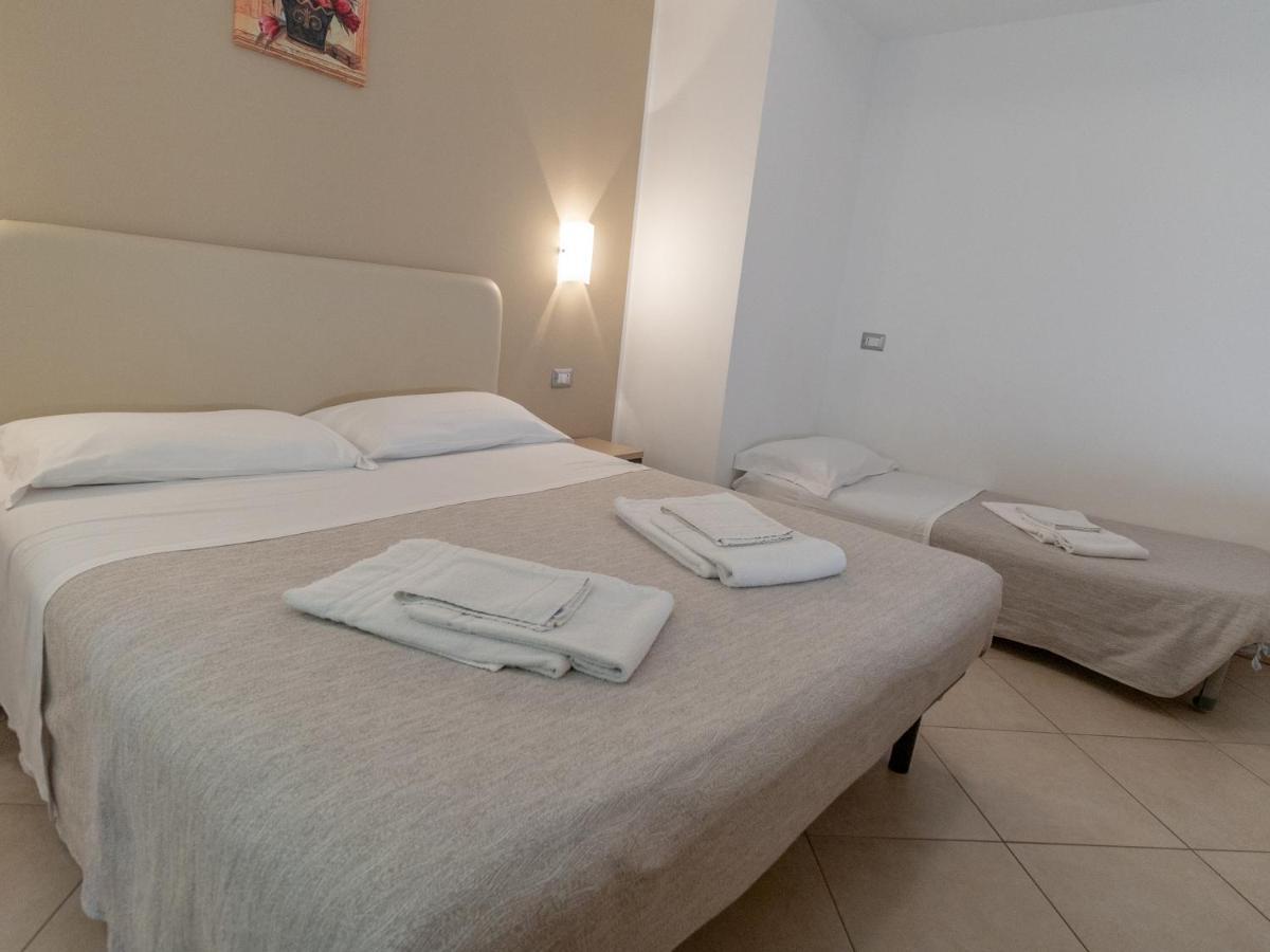 Residence Perla Misano Adriatico Dış mekan fotoğraf