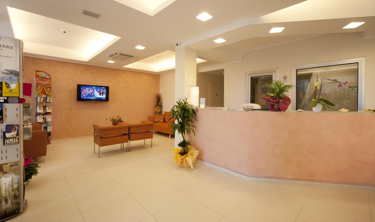 Residence Perla Misano Adriatico Dış mekan fotoğraf