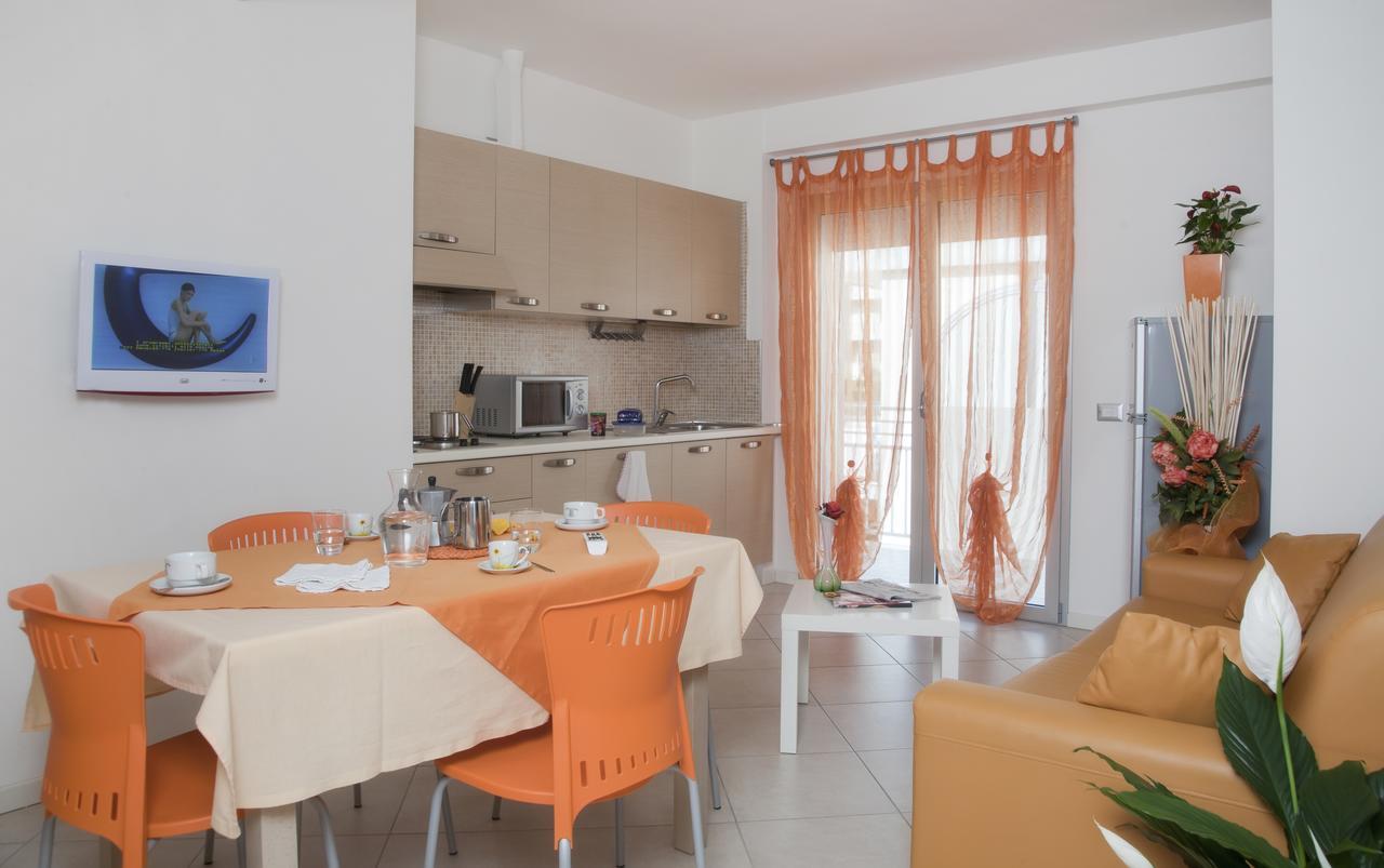 Residence Perla Misano Adriatico Dış mekan fotoğraf
