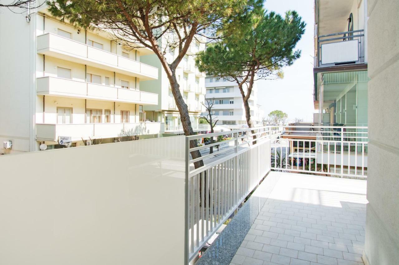 Residence Perla Misano Adriatico Dış mekan fotoğraf